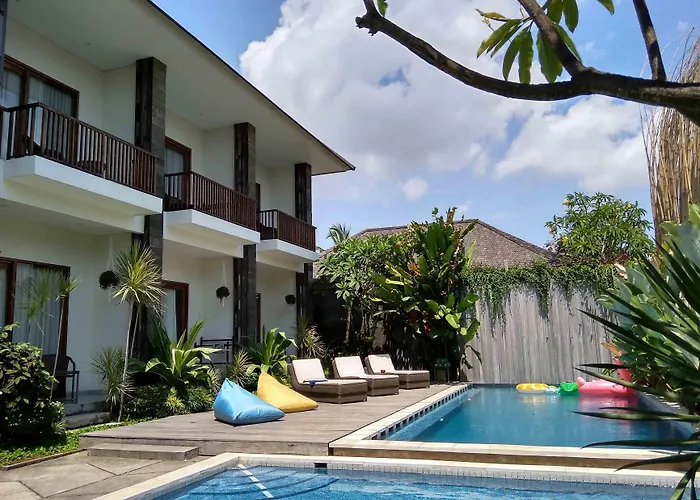 فندق Cove Tevana 4*